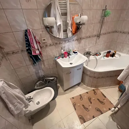 民宿 In A Flat *